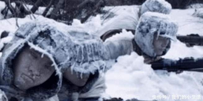 战士|死鹰岭上仅剩60余名志愿军战士全被冻僵，师长含泪下令：背下来