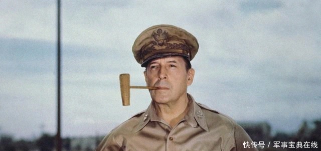 美菲联军|麦克阿瑟撤守巴丹半岛运气有多好？日军精锐师团调走，成抗战英雄