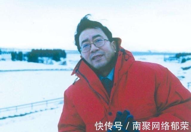 9·11!余秋雨35岁当校长,3年写23封辞职信,称:吃处分也不怕