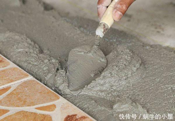 瓷砖|越来越多人不用水泥贴瓷砖,用这种至少能省一半人工费,太聪明了