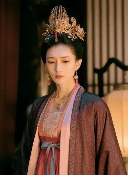 婚嫁|初婚因太丑吓跑丈夫，二婚嫁宋仁宗的曹皇后，为何能坐镇后宫45年