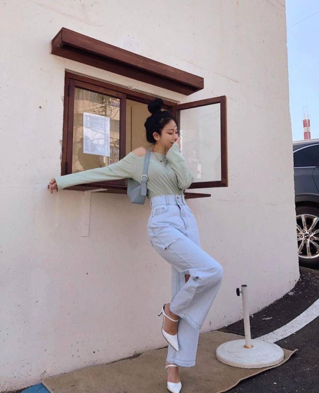 宝宝们|穿衣搭配：把裤子脱了！今夏最撩人的“甜辣风穿搭”，美到犯规！