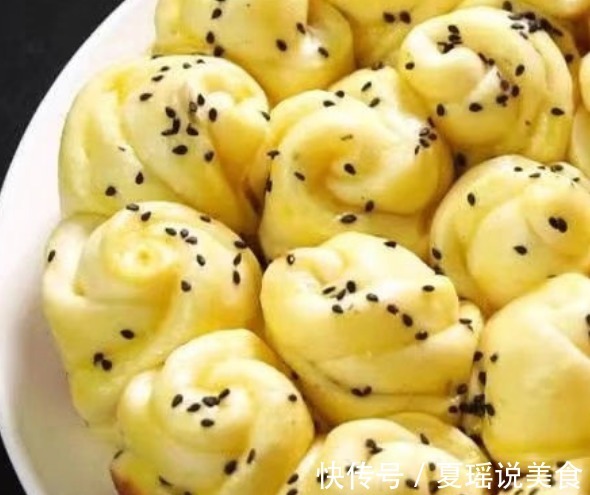 馒头新吃法,一碗面粉,一个红薯,做出的馒头比面包好吃多了