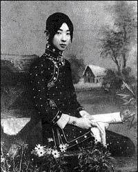  事后|梅兰芳原配：因无法生育同意丈夫另娶，事后她的下场让其二妻落泪！