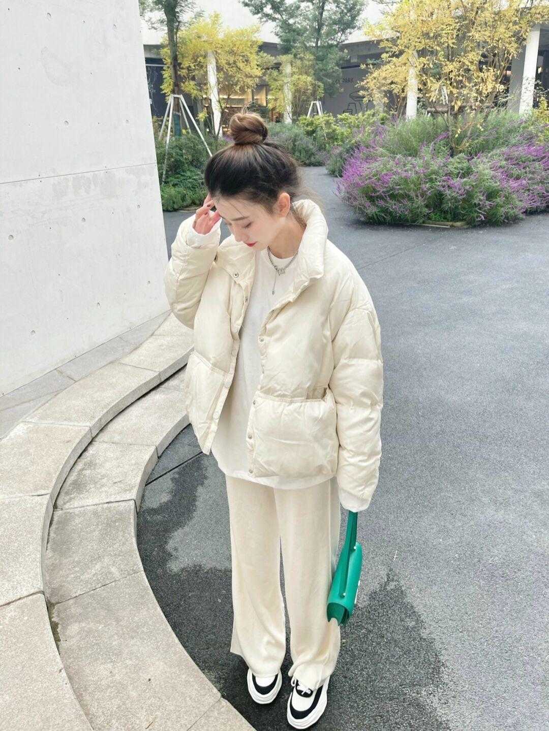 小姐姐|天冷建议买这3条裤子,遮肉保暖还百搭,梨形身材的女生快入手