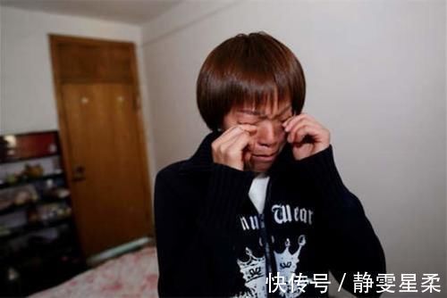 女儿|生二胎时将女儿拴在医院凳子上,如今又要第三胎,网友:孩子可怜