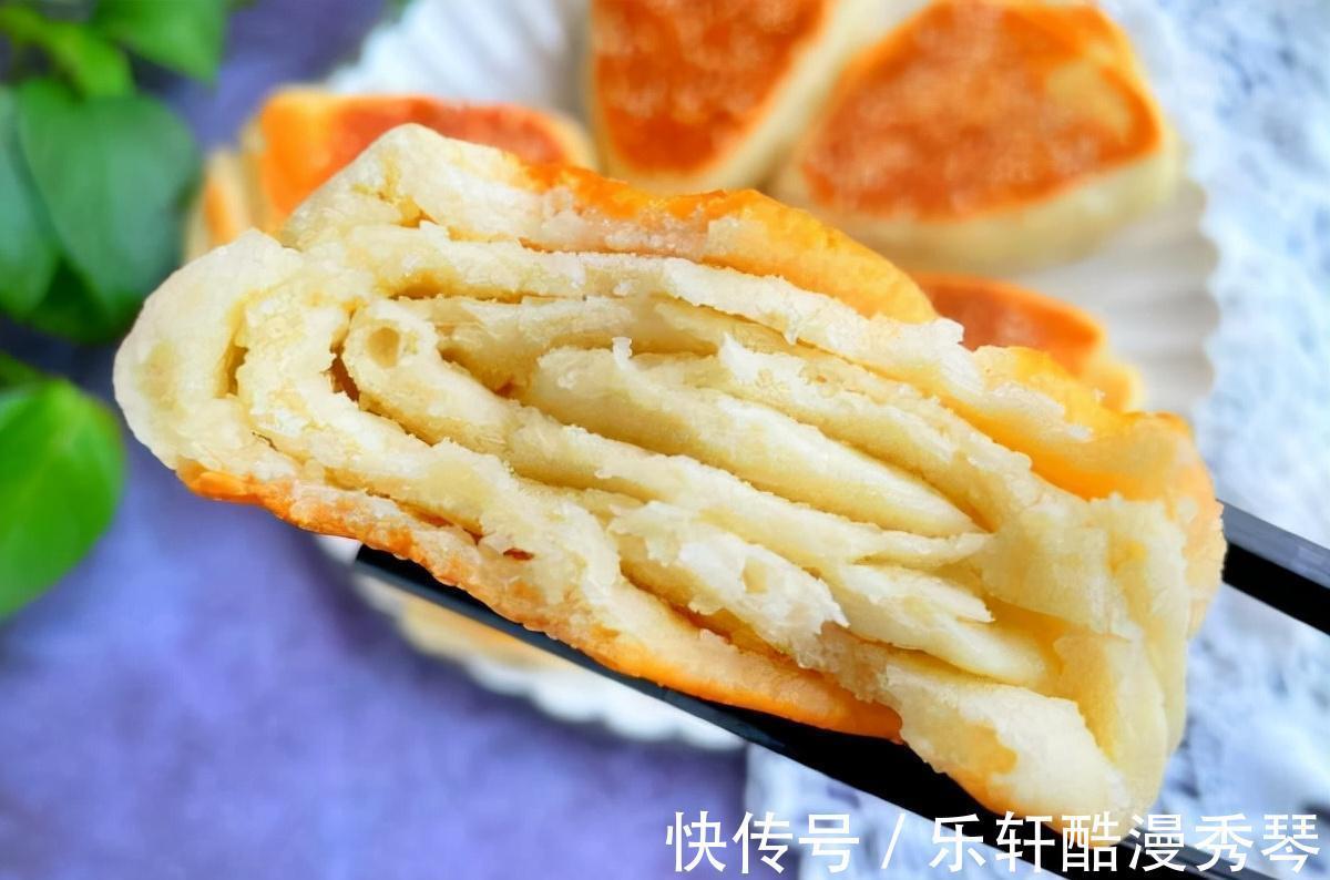 教你做层层有油酥的芝麻小饼,外皮酥脆,里子香而松软