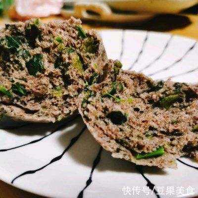  餐桌上的保留项目减肥蔬菜馒头，隔段时间就做一次