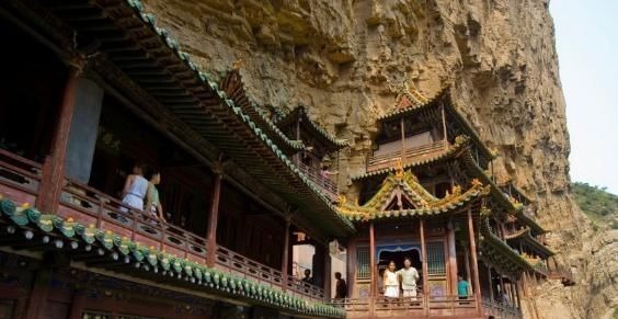 悬空寺|我国最惊险的寺庙，悬挂在悬崖上，堪称建筑史上的奇迹