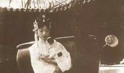 孙耀庭|清朝最后一位宦官自述,晚上侍奉皇后很辛苦,当班要在鞋子里放一样东西