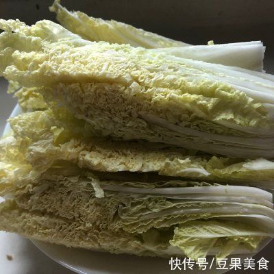 5分钟就能做好的干锅肥肠,简单又好吃