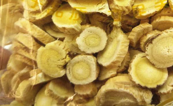 补气|黄芪搭配什么喝不上火?4种药材换着搭,补气健脾,气血更通畅