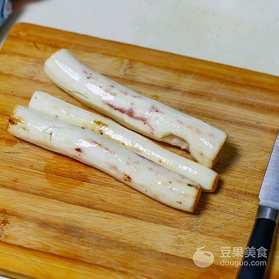 山药不要再炒着吃了，加一个苹果一碗糯米粉，出锅就抢光