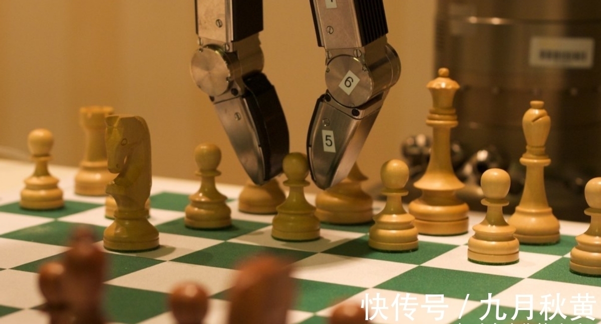 深蓝|人工智能有4层,第3层可拥有情感,到4层人类要害怕