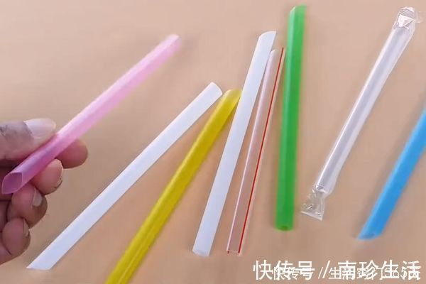 刮胡刀|吸管用完别扔,在卫生间里放几根,解决了很多男人女人的烦恼