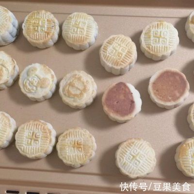 月饼|#“佳”节好滋味#莲蓉蛋黄月饼