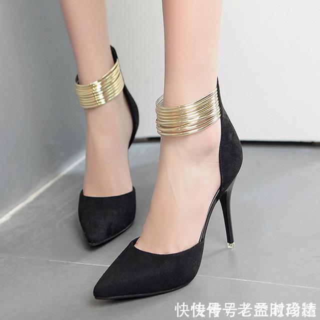 细跟 清凉一夏,尖头细跟+浅口一字扣,爱美的妹子可不要错过哟