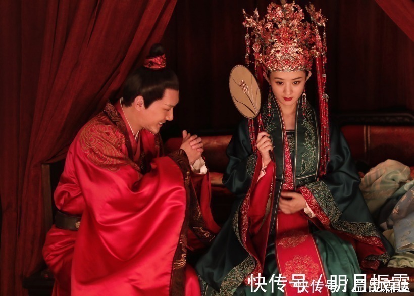 特权#什么资格才能当“诰命夫人”,这个封号有哪些特权?难怪盛紘都不敢惹明兰!