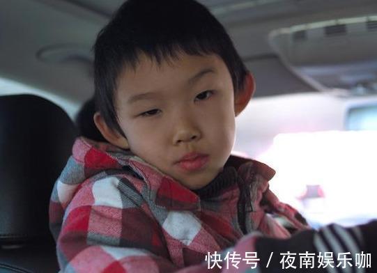 dh12岁少年,取出一公斤寄生虫,提醒:四种街边小吃,别让孩子吃