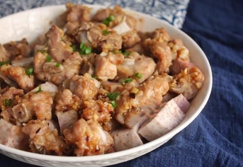 鲜嫩|天热就要多吃蒸菜，这菜蒸一蒸就好，鲜嫩到流口水，好吃停不下筷