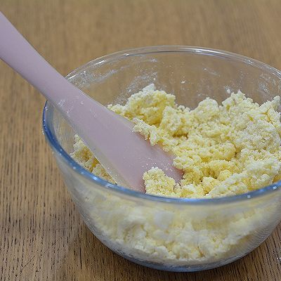 全脂奶粉|奶黄流心月饼
