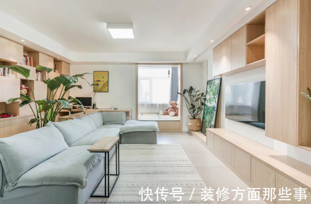 装修|118平自然简约三居室,绿植与装饰画形成了一虚一实有生机活力
