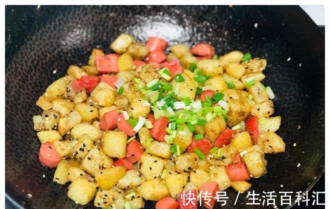 吃法|土豆别再炒着吃了，教你秘制新吃法，一次做一锅，家里孩子抢着吃
