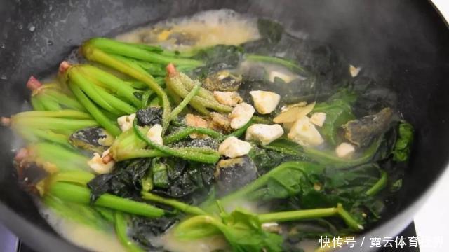 菠菜|菠菜这样吃,比大鱼大肉香,美味还补钙,孩子吃了营养好