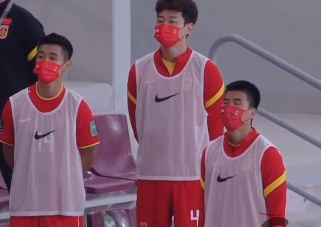 阿兰|李铁想通了?国足有望对阵日本时4名归化国脚同时上场!