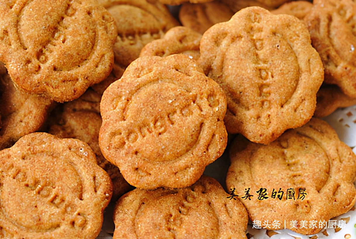 减肥族的最爱，超低热量饼干！不放黄油也酥香，麦香浓郁特过瘾！