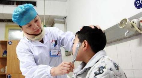 小杰|7岁儿子肠胃衰竭,大夫怒斥到:3种肉食不让娃碰,脾胃易变差