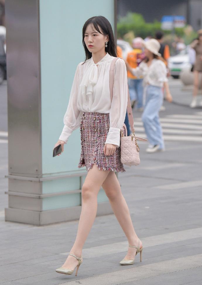 美不美|这位小姐姐,美不美?