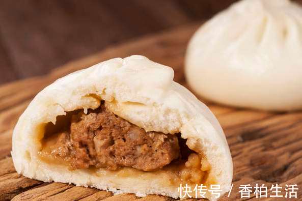 北方人|蒸包子，切忌直接上锅蒸，牢记3窍门，皮白馅香，蓬松暄软不塌陷