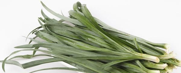 中年|乡下野外不起眼的野菜,浑身是刺也全是宝,城里人花钱也买不到!