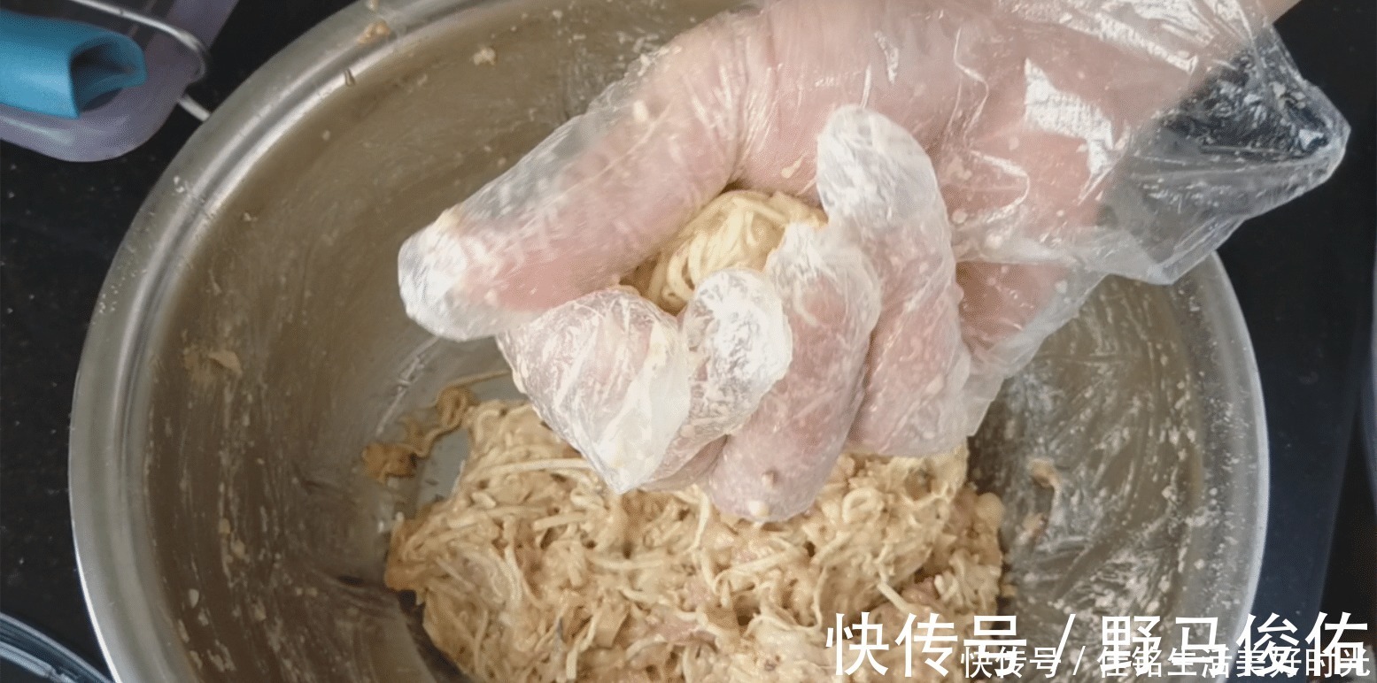 香芋|我家芋头不炸不煎，孩子超爱吃，一次做一大盘，出锅一会吃光光