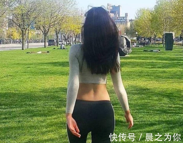 私教|19岁私教拥有曼妙身姿,S曲线玲珑有致,运动是关键