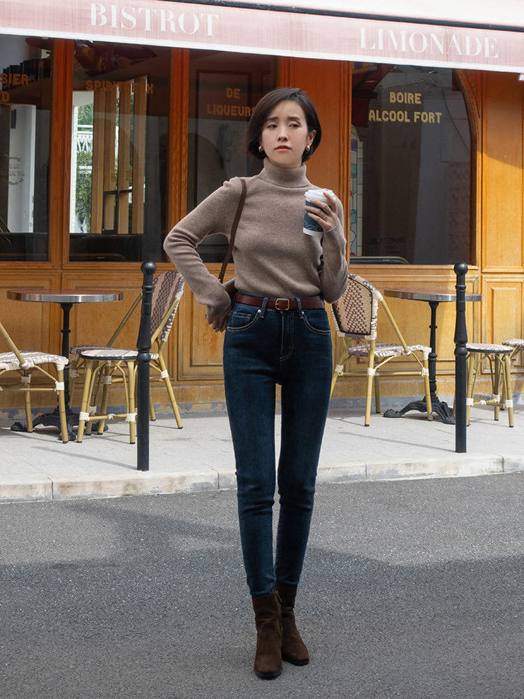 轻熟女冬日怎么穿?快来看看这套毛衣搭配,让你秒变气质女人