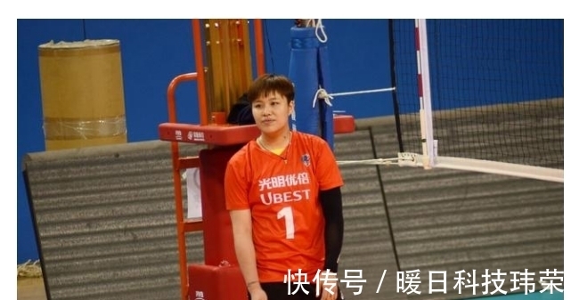 女排|女排自由人4选1！郎平发文透露关键人选，王梦洁比林莉等人更佳？