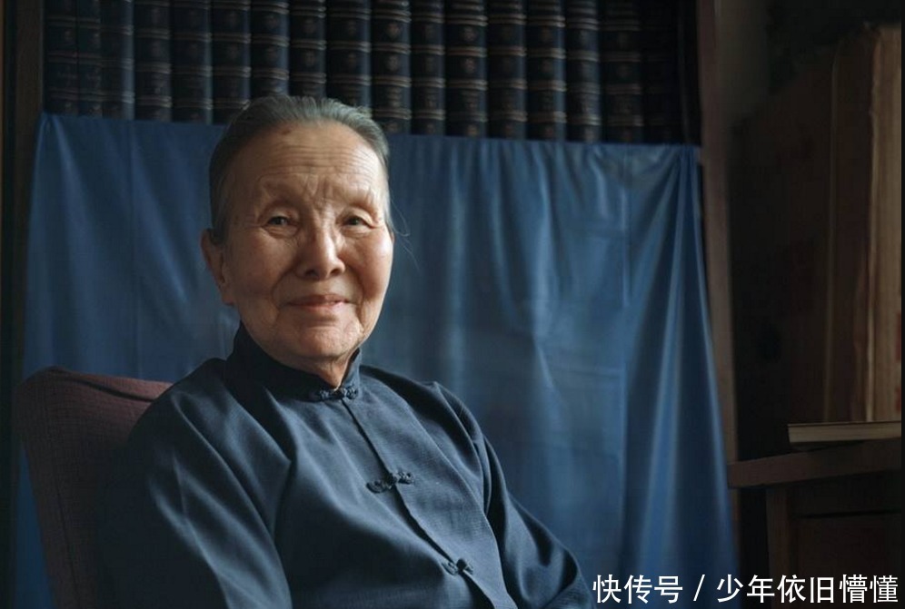 冰心暗讽徐志摩被林徽因害死,引梁从诫不满,怒刚“文坛祖母”!