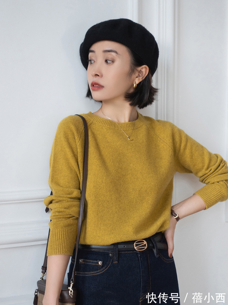 时髦|今年流行“毛衣+牛仔裤”,搭配大衣、羽绒服、短靴保暖又时髦