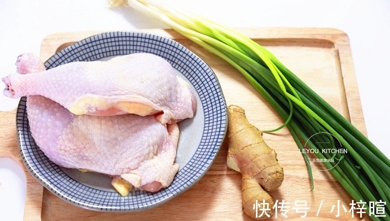 滋味|蒸出来的美味,又鲜又嫩的鸡腿吃法,一滴油没放,清淡有滋味