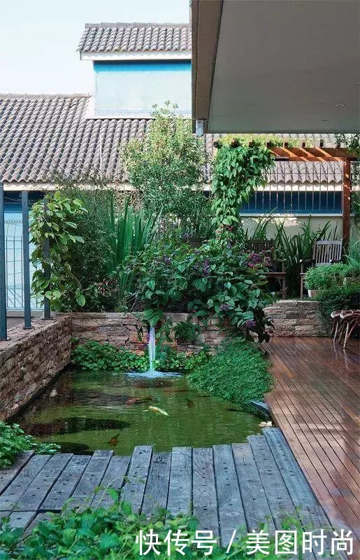 13个适合自己diy的 庭院鱼池 网友 回家立马开挖 快资讯 13个适合自己diy的 庭院鱼池 网友 回家立马开挖 快资讯