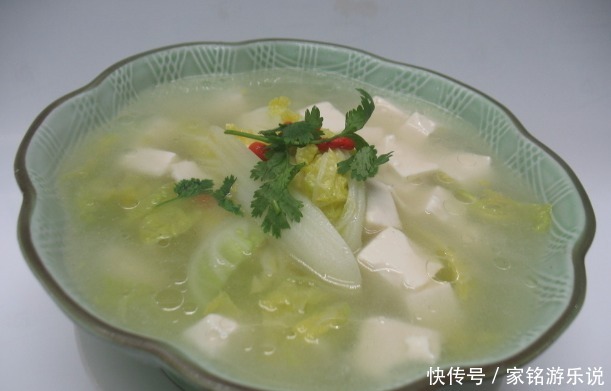 称帝|朱元璋饿晕在路上,大娘给了碗热汤相救,称帝后他是如何报答的?