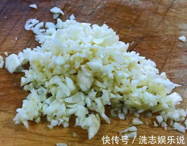 蒜蓉辣椒酱|这种蔬菜一定要焯水，很多人都没有这样做，怪不得吃多会肚子疼！