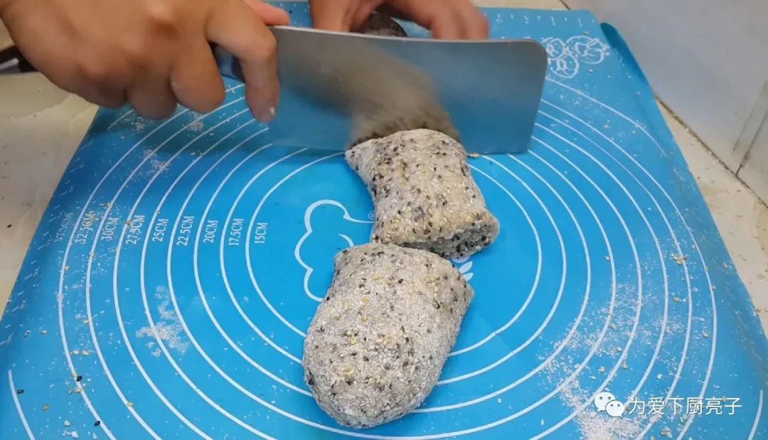 糯米粉也能做糖果吗，教你简单一做，个个软糯香甜，孩子都抢着吃