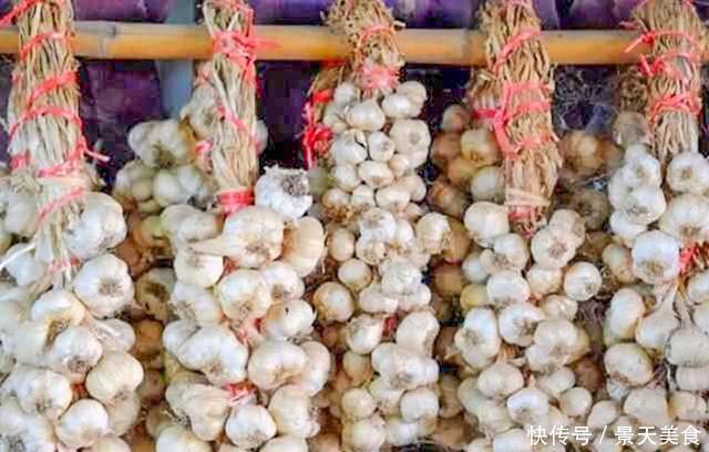 大蒜|大蒜吃不完总长芽浪费教你一个小“技巧”，保存一年都不坏