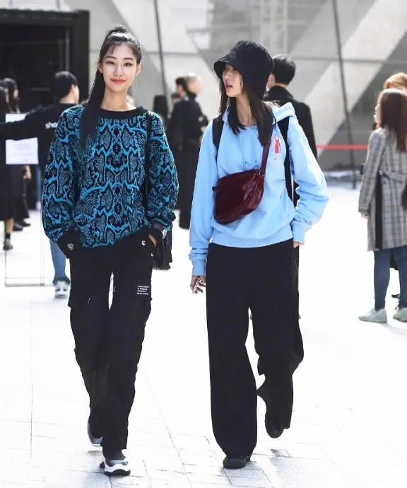 牛仔裤|韩国街头穿搭盘点 三大主流演绎简约时髦风