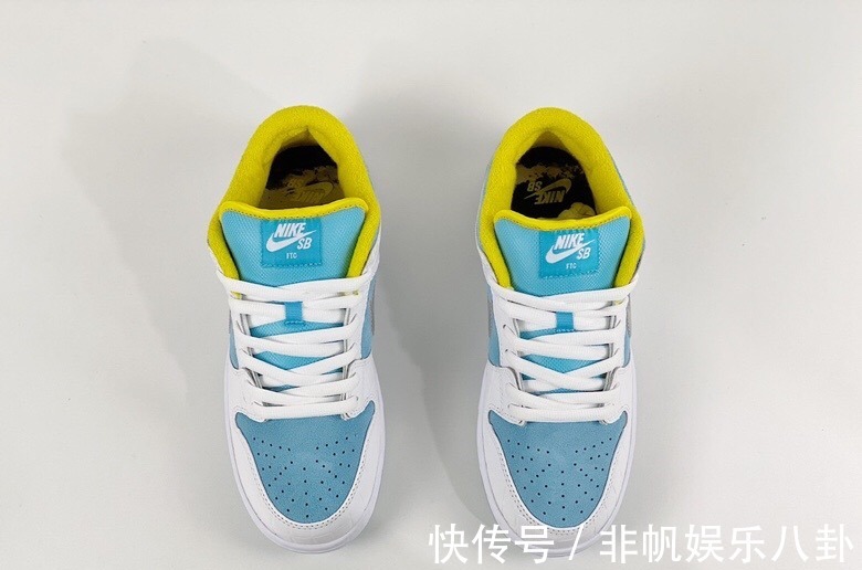 nike SB板鞋 蓝白色 网格Nike SB Dunk Low!