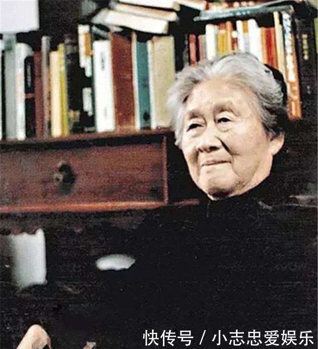 赵萝蕤:丈夫自杀自己入狱,她精神分裂,66岁译成《草叶集》