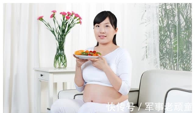 厚度|孕晚期孕妇的肚皮有多薄?为了肚皮的安全,3件事要少做